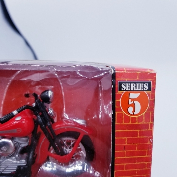 Harley-Davidson Maisto 1:18 Die Cast 1998 Item# 328094 - Picture 8 of 9